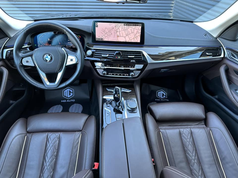 BMW 530d - LUXURY LINE