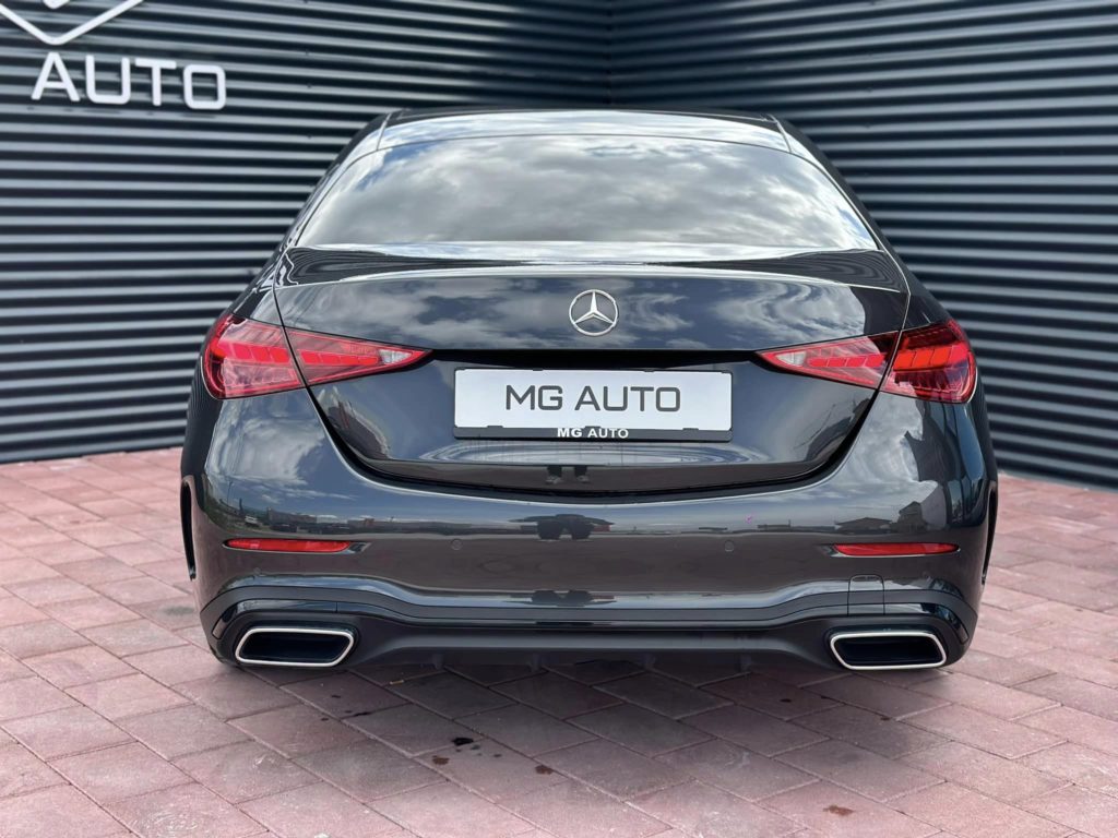 MERCEDES C220 - AMG LINE