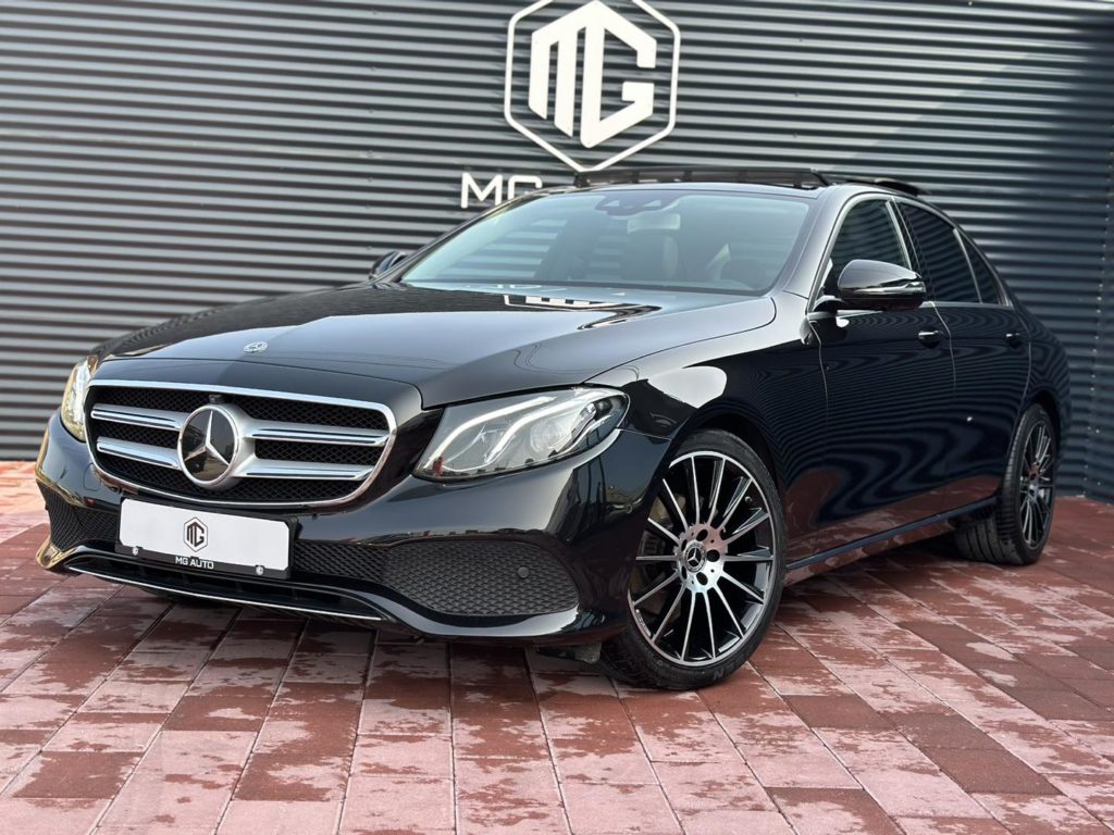 MERCEDES E220d  AVANTGARDE