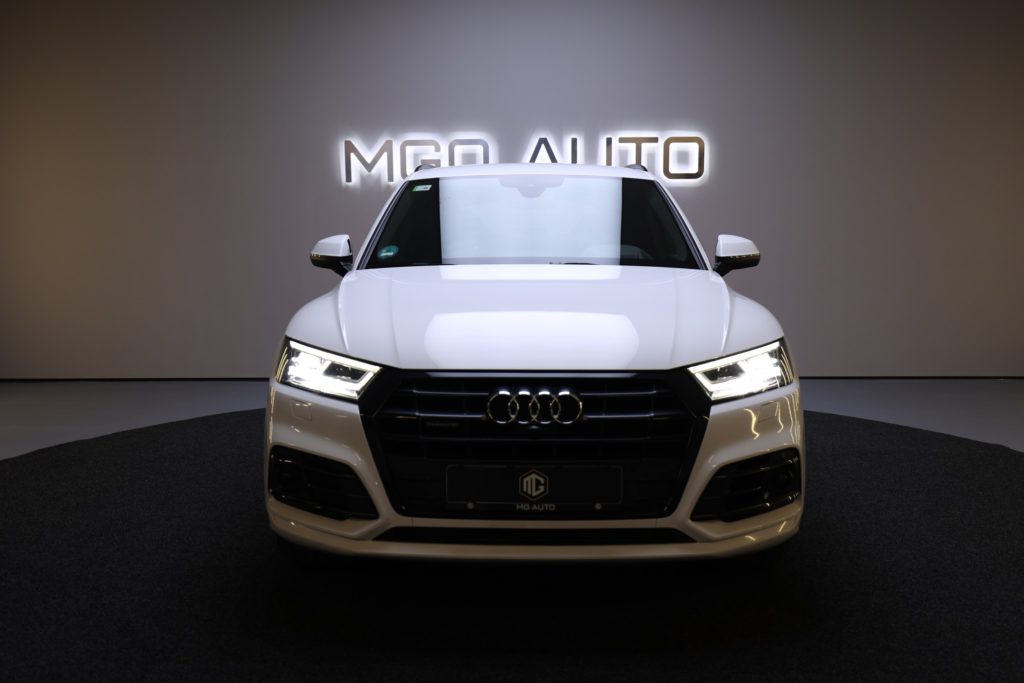 AUDI Q5 3xS-LINE