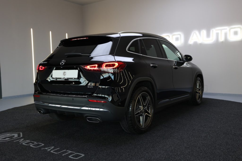 MERCEDES GLA220d - 2021