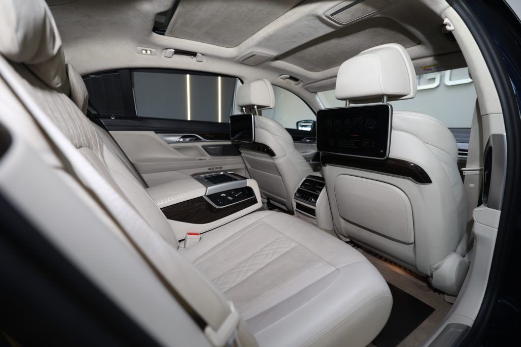 BMW 730d - LUXURY LINE