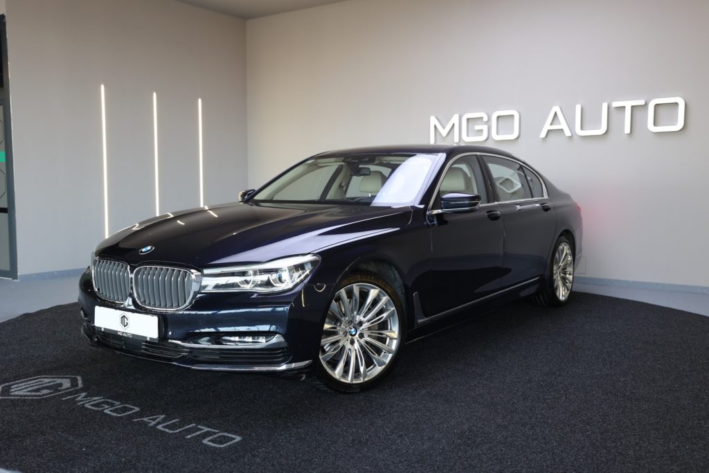 BMW 730d - LUXURY LINE