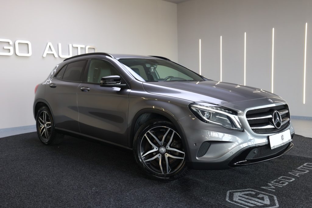 MERCEDES GLA 200d - 2015