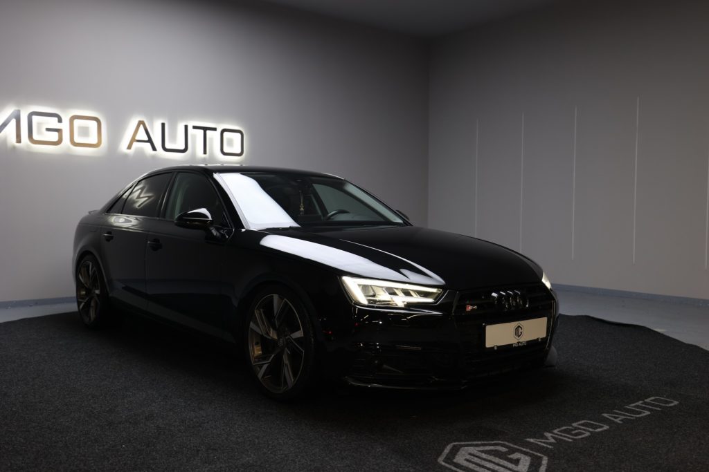 AUDI A4 - 2016 MATRIX